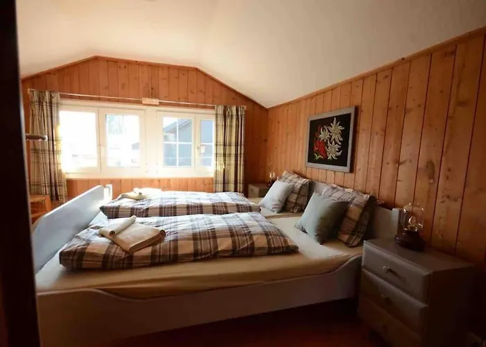 Swiss Traditional With Alpine Mtn View Chalé Unterseen